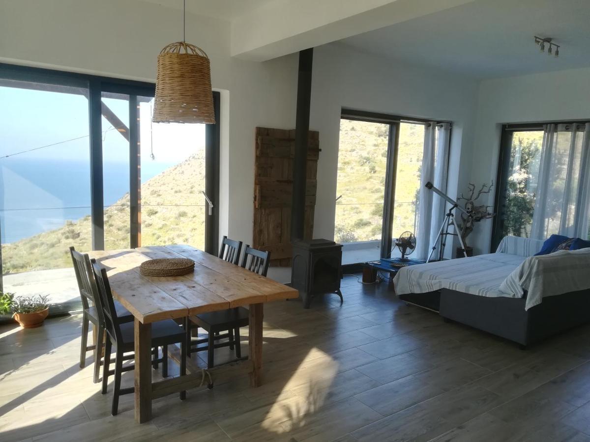 Sea Breeze Ecological Villa Agia Galini  Exterior photo